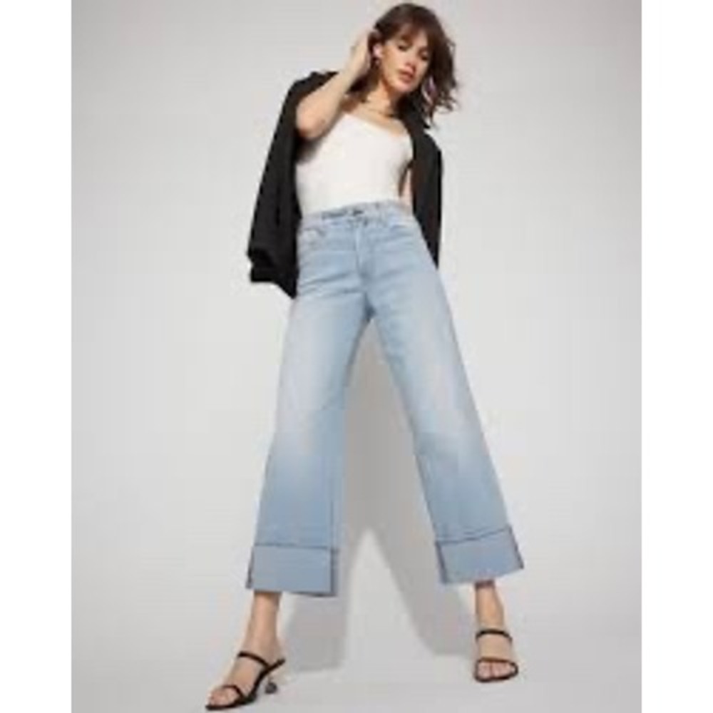 WHBM Light Wash High Rise Wide Leg Cuffed Crop Stretch Jeans Women's Size 4
